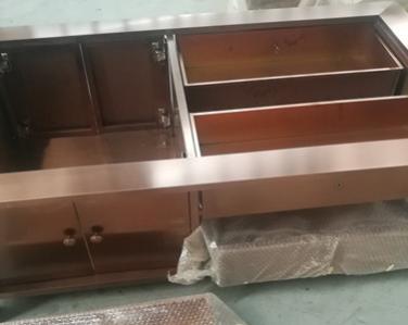 <strong>傳統(tǒng)玫瑰金不銹鋼茶幾</strong>