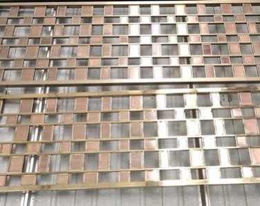 <strong>鈦金紅古銅雙色不銹鋼屏風(fēng)</strong>