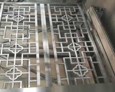 <strong>古典中式不銹鋼屏風(fēng)</strong>