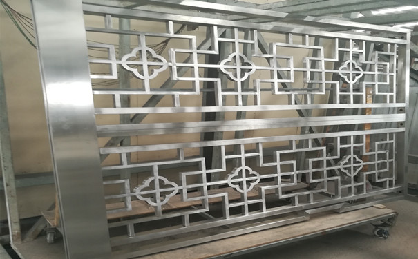 古典中式不銹鋼屏風(fēng) 古典中式不銹鋼屏風(fēng)