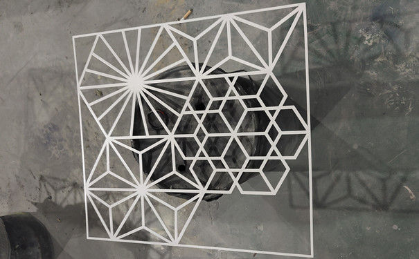 激光鏤空不銹鋼屏風(fēng)樣品 激光鏤空不銹鋼屏風(fēng)樣品